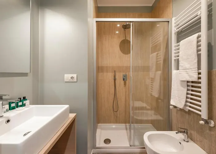 Duomo B - Quiet Two Bedrooms & Bathroom Apartmán Milán