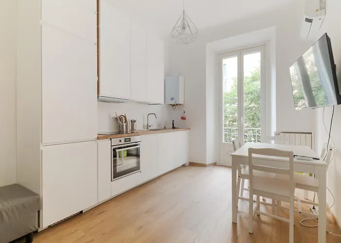 Stazione - Tonale - Bilocale Con Balcone Apartament