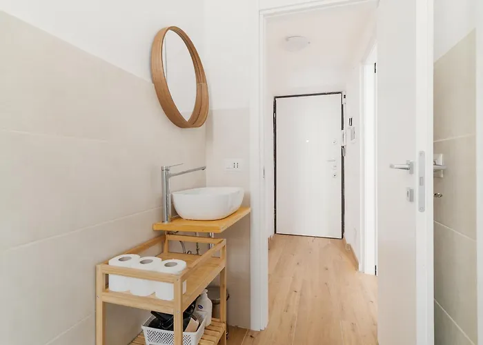 Stazione - Tonale - Bilocale Con Balcone