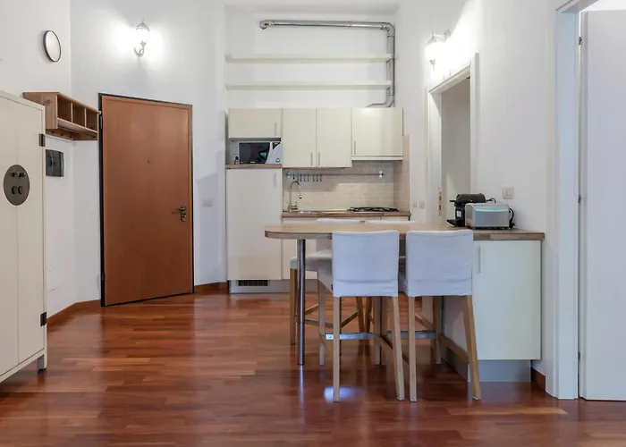 Con Giardino Privato Vicino Stazione Lambrate - Relax E Lavoro *