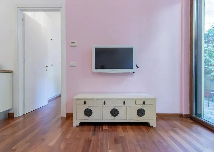 Con Giardino Privato Vicino Stazione Lambrate - Relax E Lavoro Апартаменты