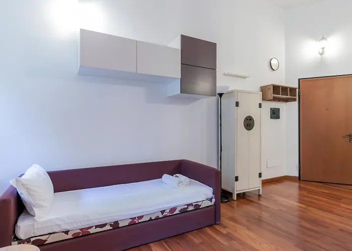 Con Giardino Privato Vicino Stazione Lambrate - Relax E Lavoro Апартаменты