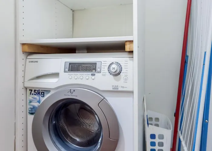 Con Giardino Privato Vicino Stazione Lambrate - Relax E Lavoro Апартаменты *