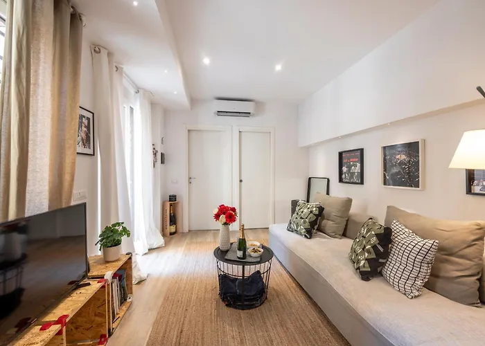 Apartamento Roncaglia, 27 - Comfort & Character *