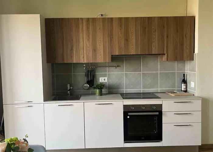 Simona -bocconi,naviglio,duomo,milano-cortina,ieo,iulm,assago Forum * Milano