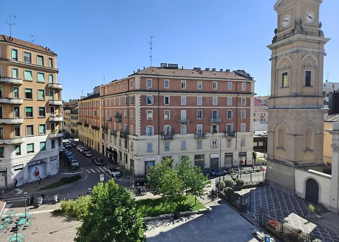 Center Urban Apt, Ac, Wifi, Metro M3 Duomo Apartman Milánó