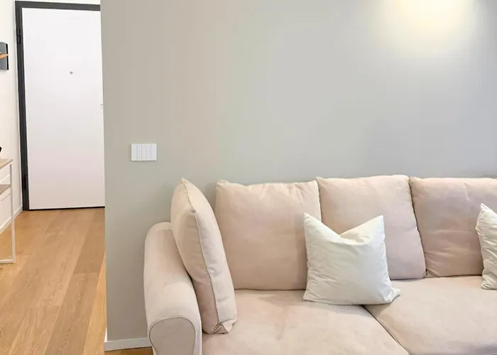 Modern Centre Near San Babila And Duomo Apartamento