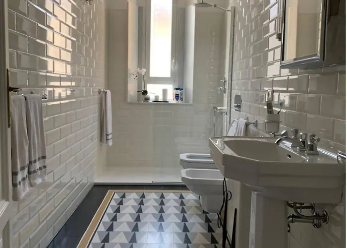 Apartment Elegant And Beautiful