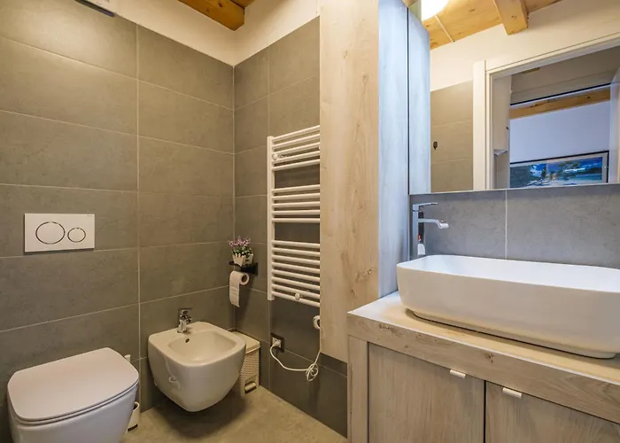 Modern Loft - 2 Min Metro M1, 15 Min Duomo Apartmán *