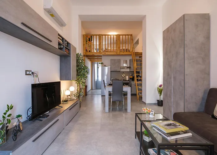 Modern Loft - 2 Min Metro M1, 15 Min Duomo *