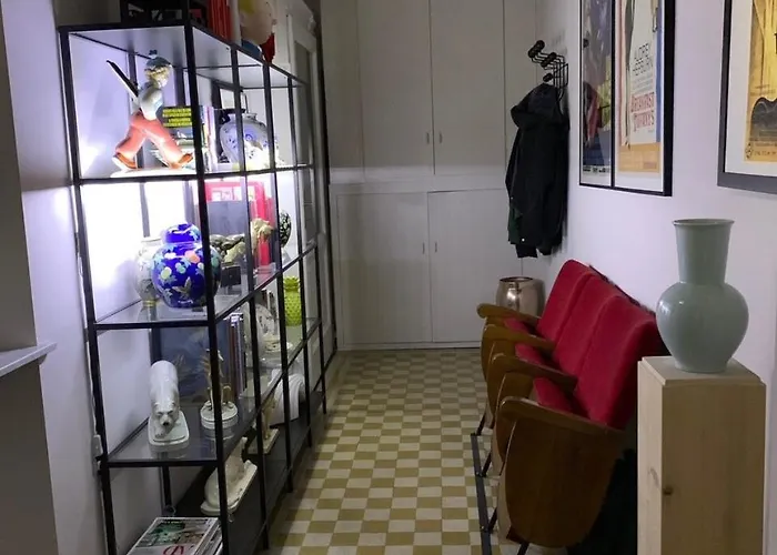 Elegant And Beautiful * Milan