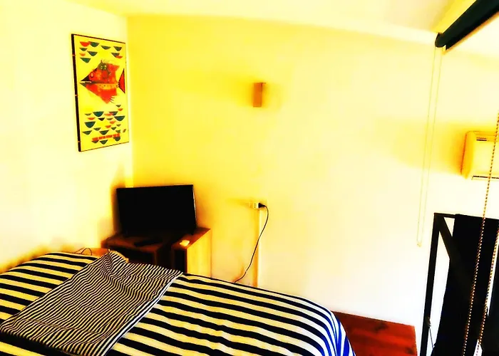 Loft Bovisa 住宿加早餐酒店 4*