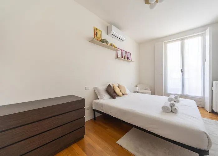 Apartament Beautiful Two-room In Maggiolina