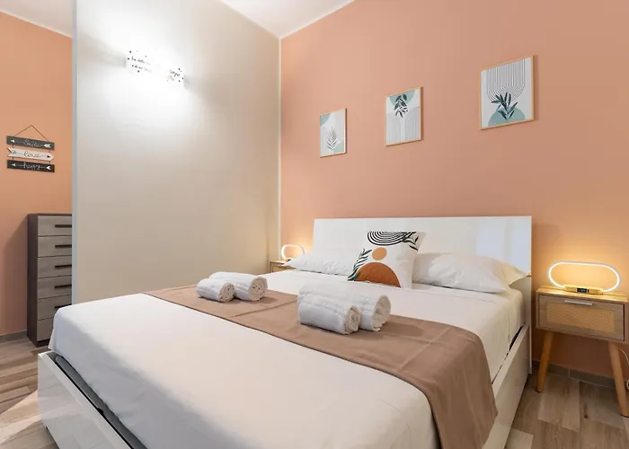 Navigli Vibes - For Couples - Romantic - Parking Appartement *