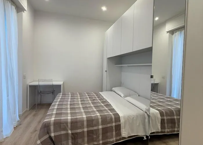 Mihouse Res Lägenhet Milano
