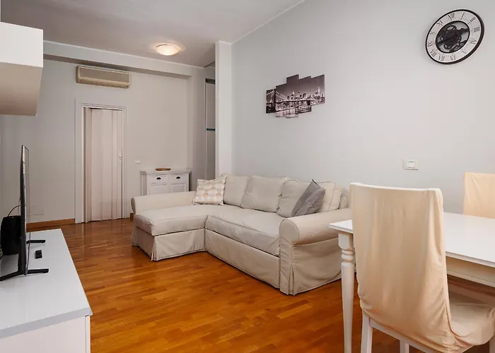 New - Comfort E A-c - Metro Istria A 200m *