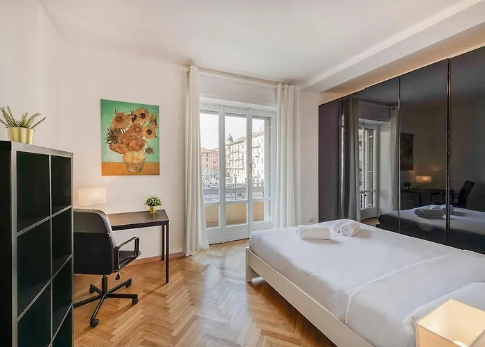 Pecchio1 - Windows On The - B 아파트 밀라노