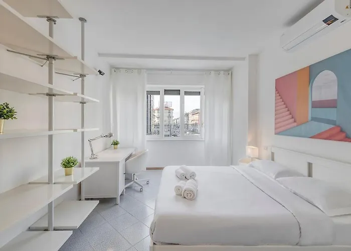 Pecchio1 - Windows On The - B 아파트 밀라노