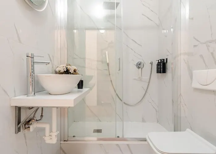 Peony House - 10 Min Duomo