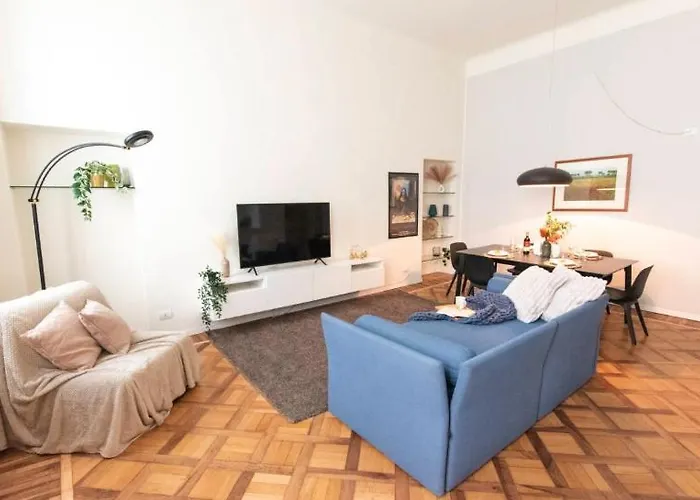 I-host Luxury - Italia Apartment *