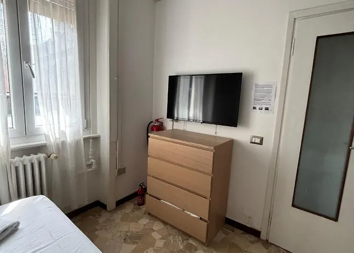 Apartmán Joivy Cosy Near Metro, Quick Ride To Centre Milán