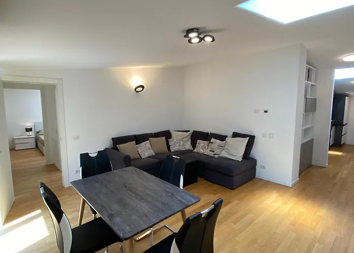 Attico Con Vasca, Posto Auto E Metro Sotto Casa شقة *