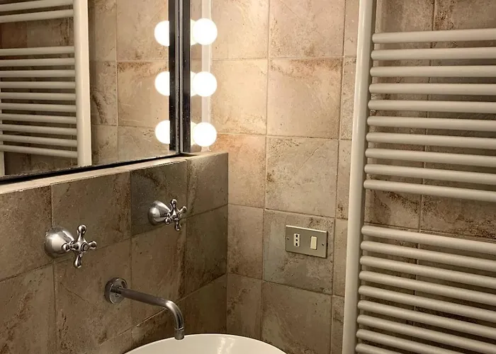 Loft Industriale In Zona Darsena מילאנו