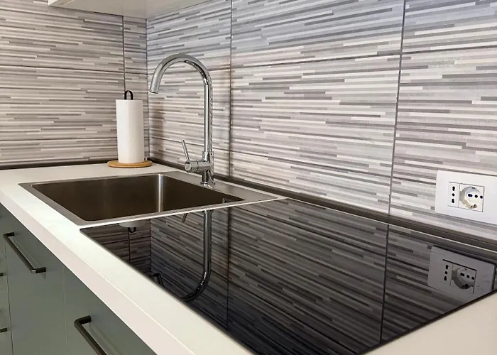 Luro Deluxe - Sismondi 44 Milan