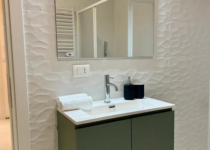 Apartament Luro Deluxe - Sismondi 44 Mediolan