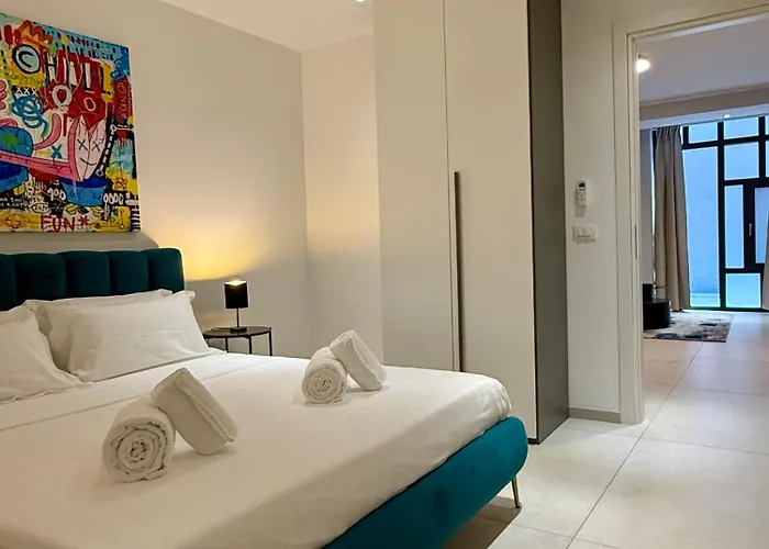 Luro Deluxe - Sismondi 44 *