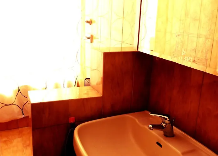 아파트 Cozy Flat For Music Lovers, 10 Min Walk From Tube 밀라노