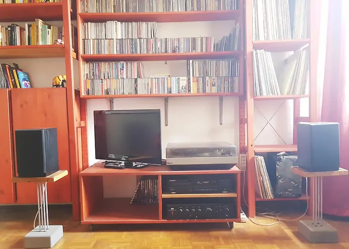 Cozy Flat For Music Lovers, 10 Min Walk From Tube 아파트