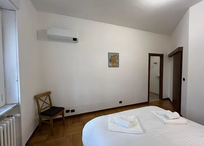 M4 Argonne Duomo Linate * Milánó