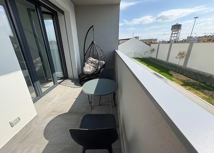 Homeby - Casa Raffaele *