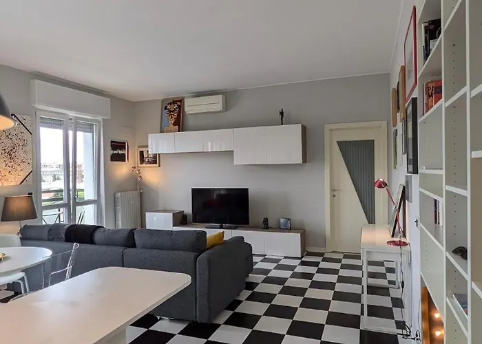 Apartament Entire And Charming Flat On Navigli In