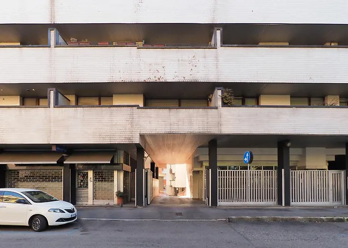 Primo Piano - Rosellini Milano