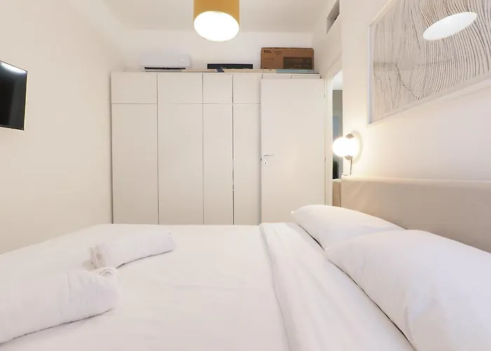 Apartment Primo Piano - Rosellini