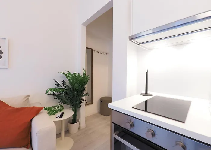 Primo Piano - Rosellini Milano