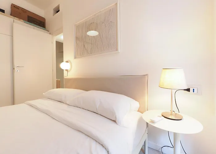 Primo Piano - Rosellini Apartment