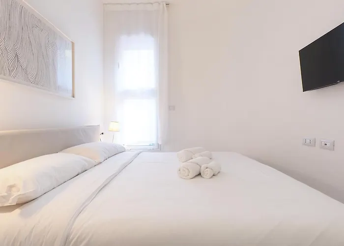 Primo Piano - Rosellini Apartment *