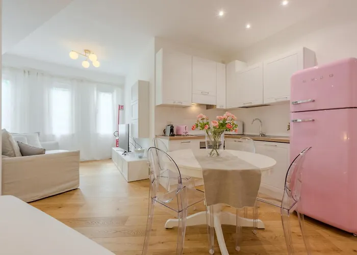 公寓 Easytopstay - Elegant Nest In *