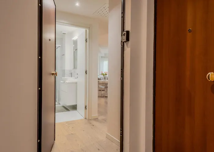 Easytopstay - Elegant Nest In