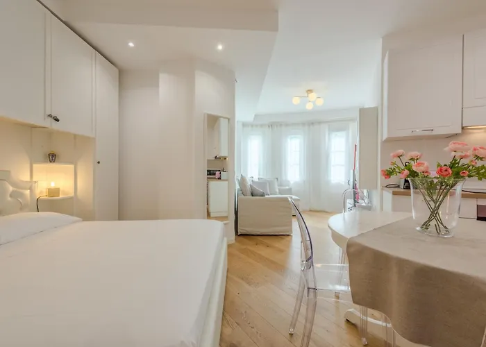 公寓 Easytopstay - Elegant Nest In 米兰