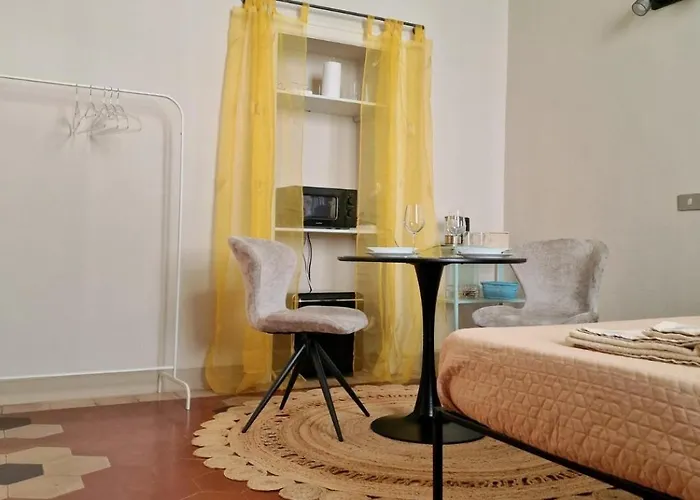 게스트하우스 Ampia Stanza Con Bagno Privato E Zona Pranzo 밀라노