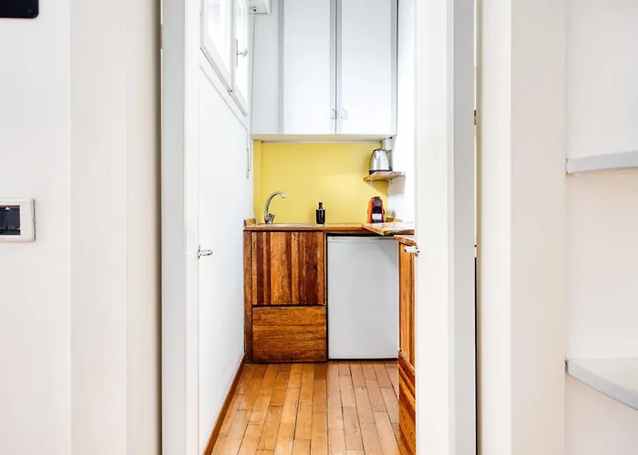 Hostmate - - Mentana - Duomo Lejlighed