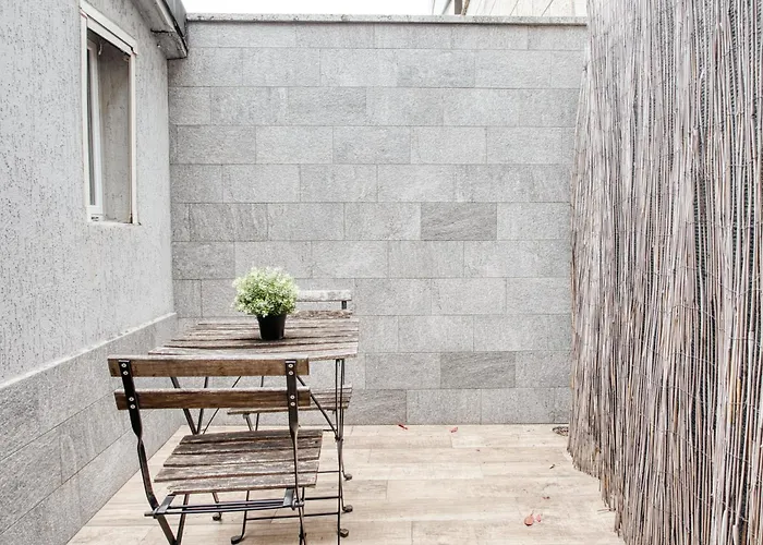 Hostmate - - Mentana - Duomo *