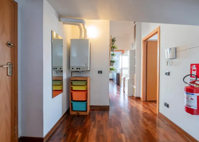 I-host - Rogoredo 21 *