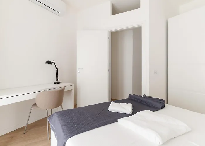 Guesthost - Bright M1 Pasteur דירה מילאנו