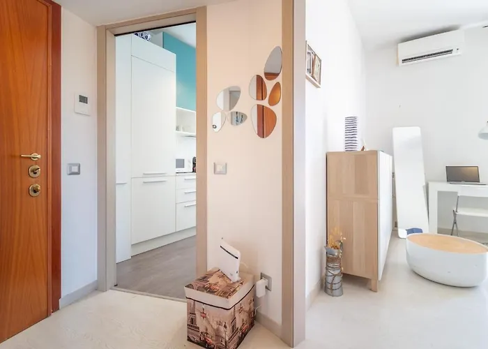 S&m - Casa Afrodite Precotto M1