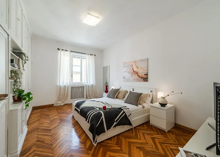 The Dreamers Mansion - Ticinese Bocconi Area מילאנו